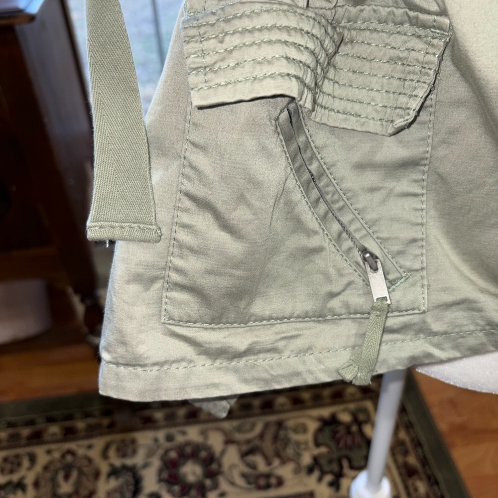 LOFT SIZE MEDIUM SAGE GREEN JACKET WITH MANY CUTE EXTRAS SEE PICS EUC - Picture 3 of 8